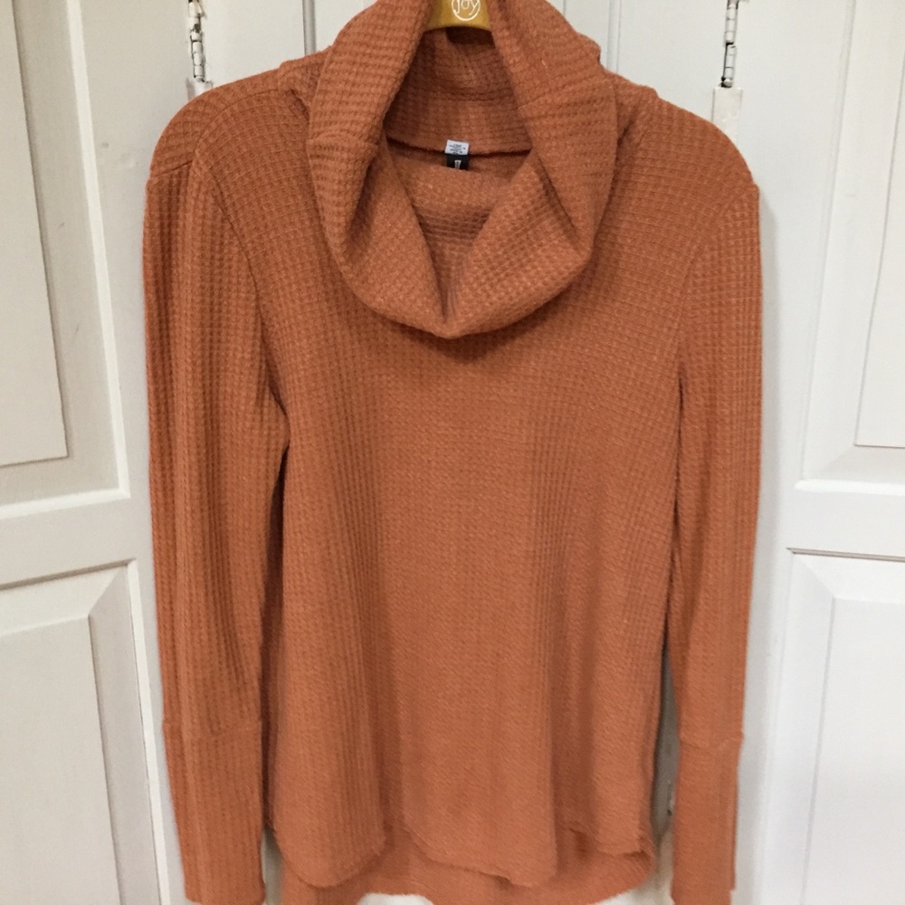 ❤️ Design Lab Waffle Cowl Neck Top - Picture 2 of 13